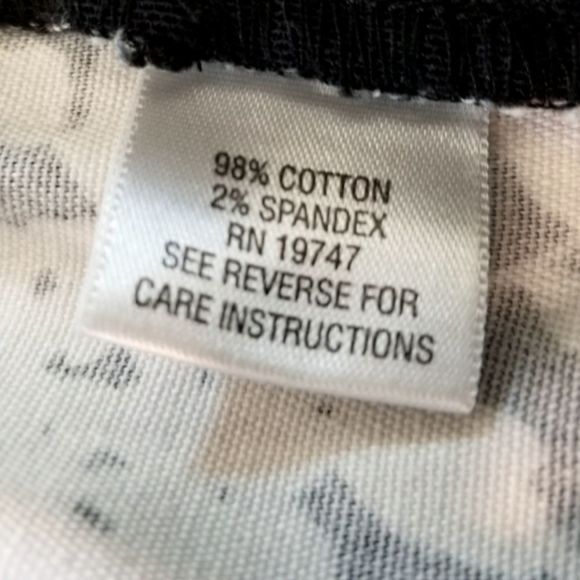 SOLD Studio Works Black & White Floral Petite Capris - Picture 5 of 5